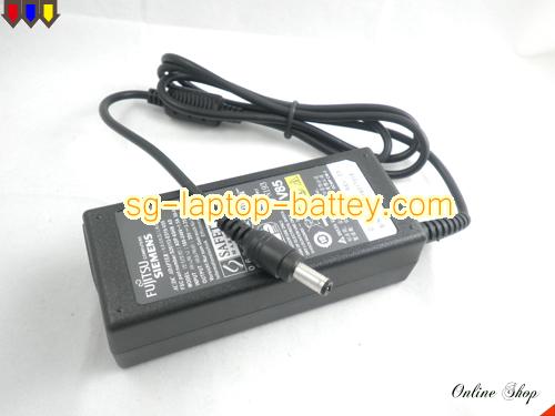  image of FUJITSU 12-01805-01 ac adapter, 20V 3.25A 12-01805-01 Notebook Power ac adapter SIEMENS20V3.25A65W-5.5x2.5mm