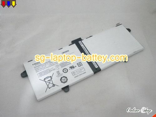 Genuine SAMSUNG AA-PLYN4AN Laptop Battery AA PLYN 4AN rechargeable 6800mAh, 50Wh White In Singapore 